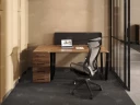 Стол прямой, подвесная тумба, ЛДСП экран, П-опора 1800x800x750 RM030-18x8 Дуб Юстус/Черный