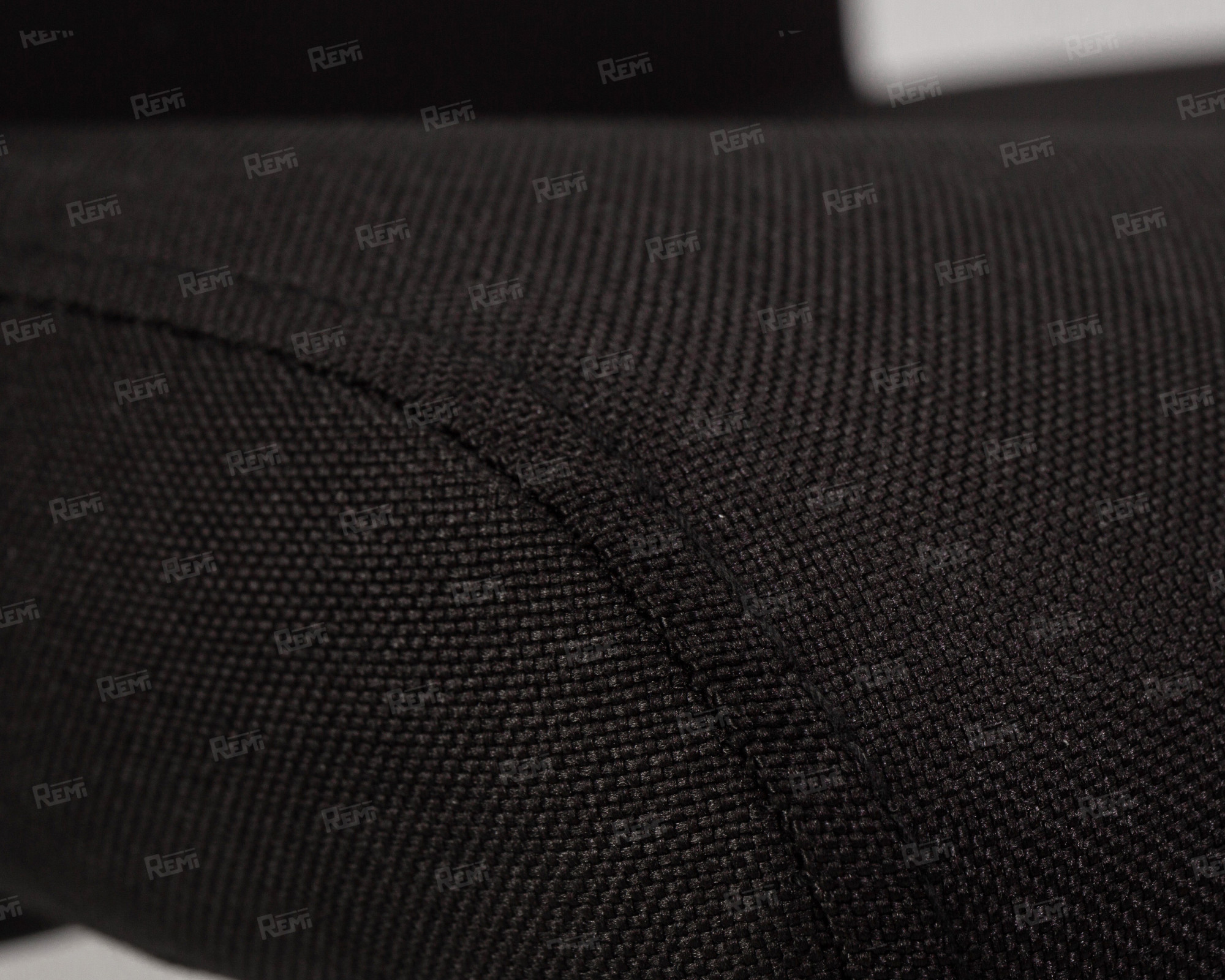 PIERCE, цвет сиденья чёрная ткань, черная сетка, цвет основания хромированная сталь (арт. LMR-119B)