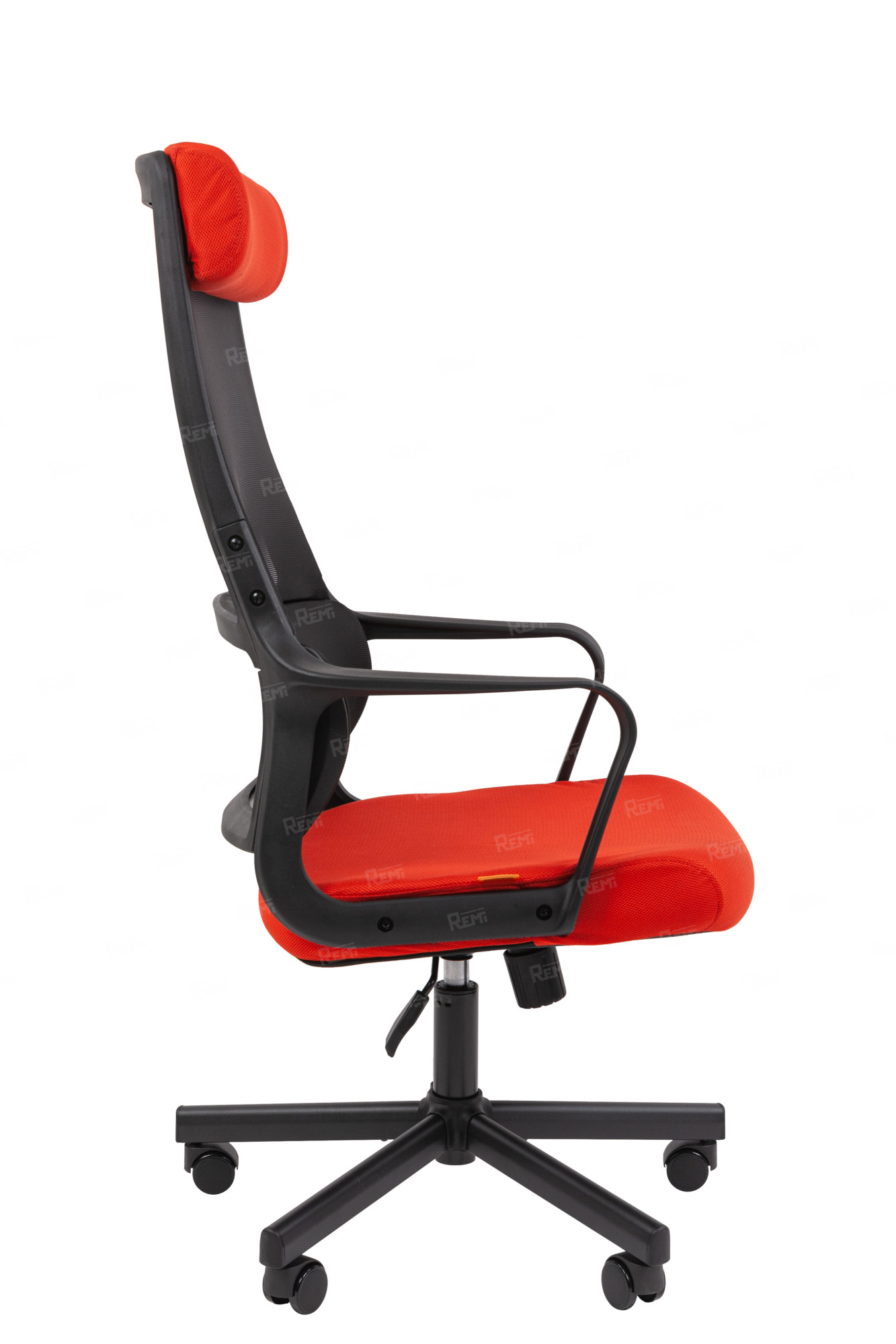 Офисное кресло Chairman 590 Россия черный/красный