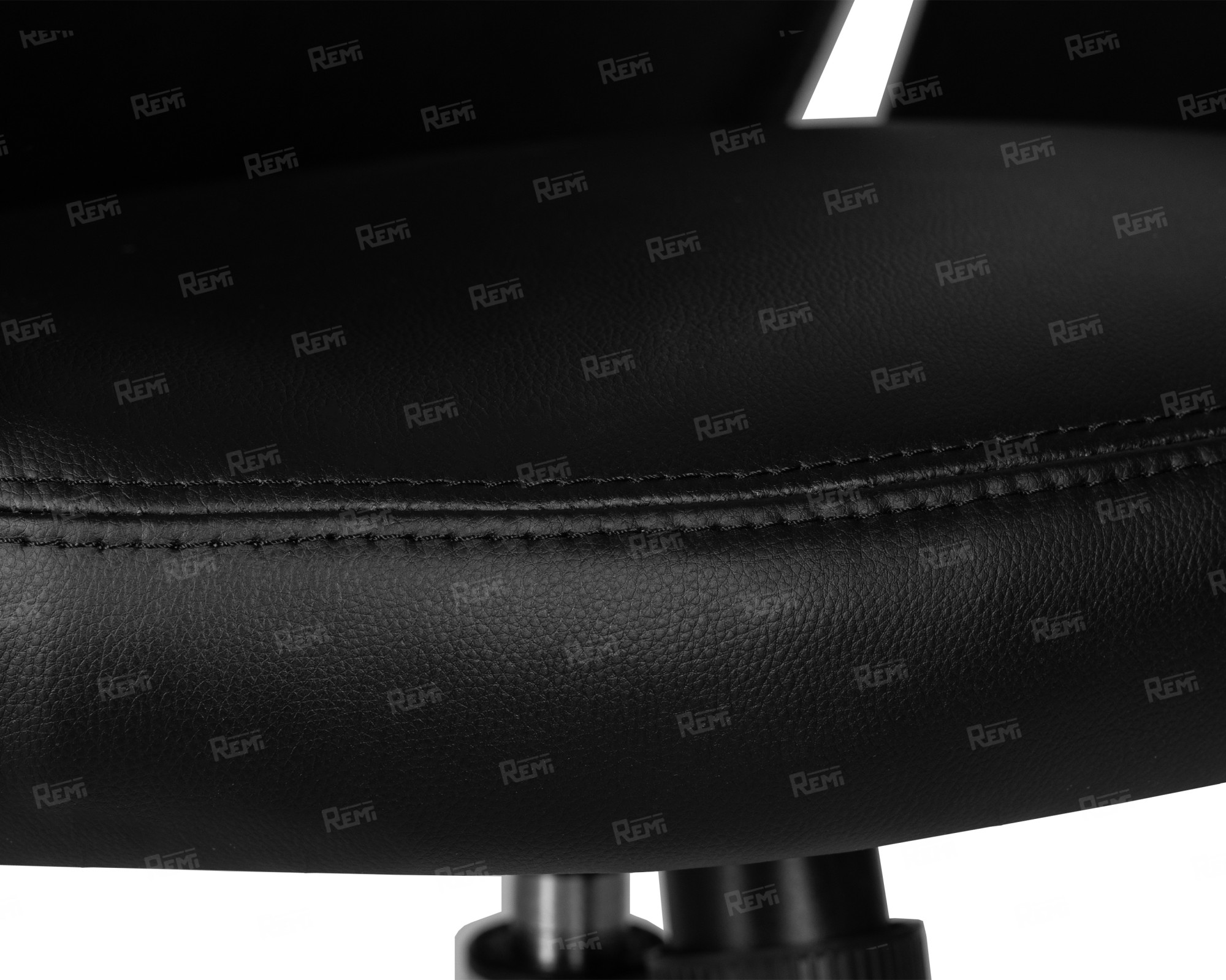 COLTON, Кресло для руководителя, цвет сиденья черный, цвет основания хромированная сталь (арт. LMR-126B)